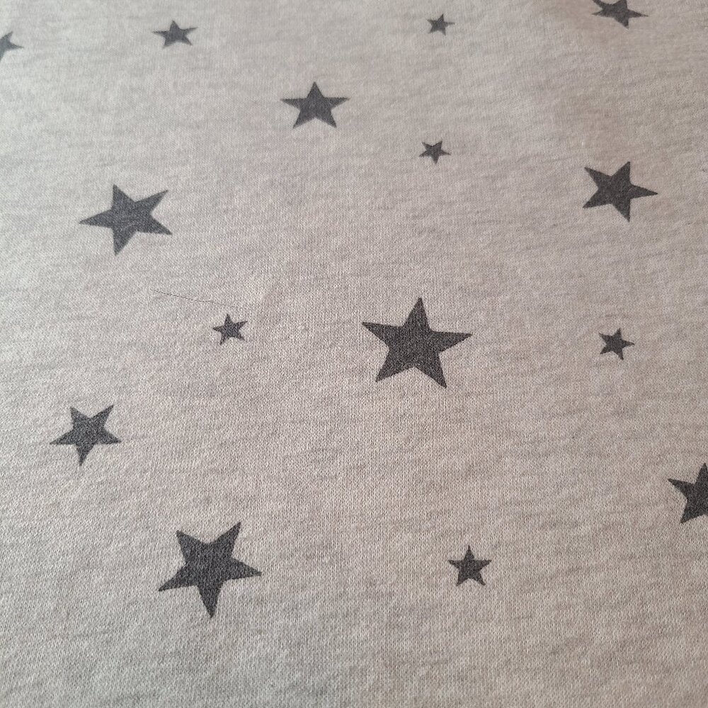 Pink Rose Gray Star Print Pullover Sweatshirt - Size M - Picture 6 of 13